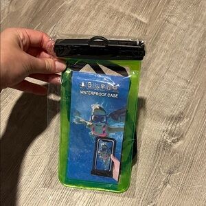 Waterproof Phone Case - Green